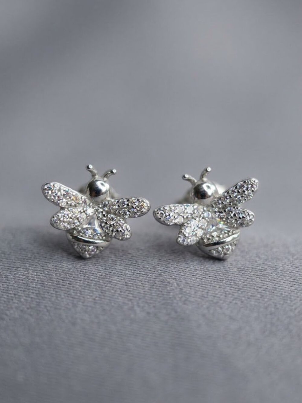 Cz Sterling silver bumble bee stud earrings insects cubic zirconia 🆕